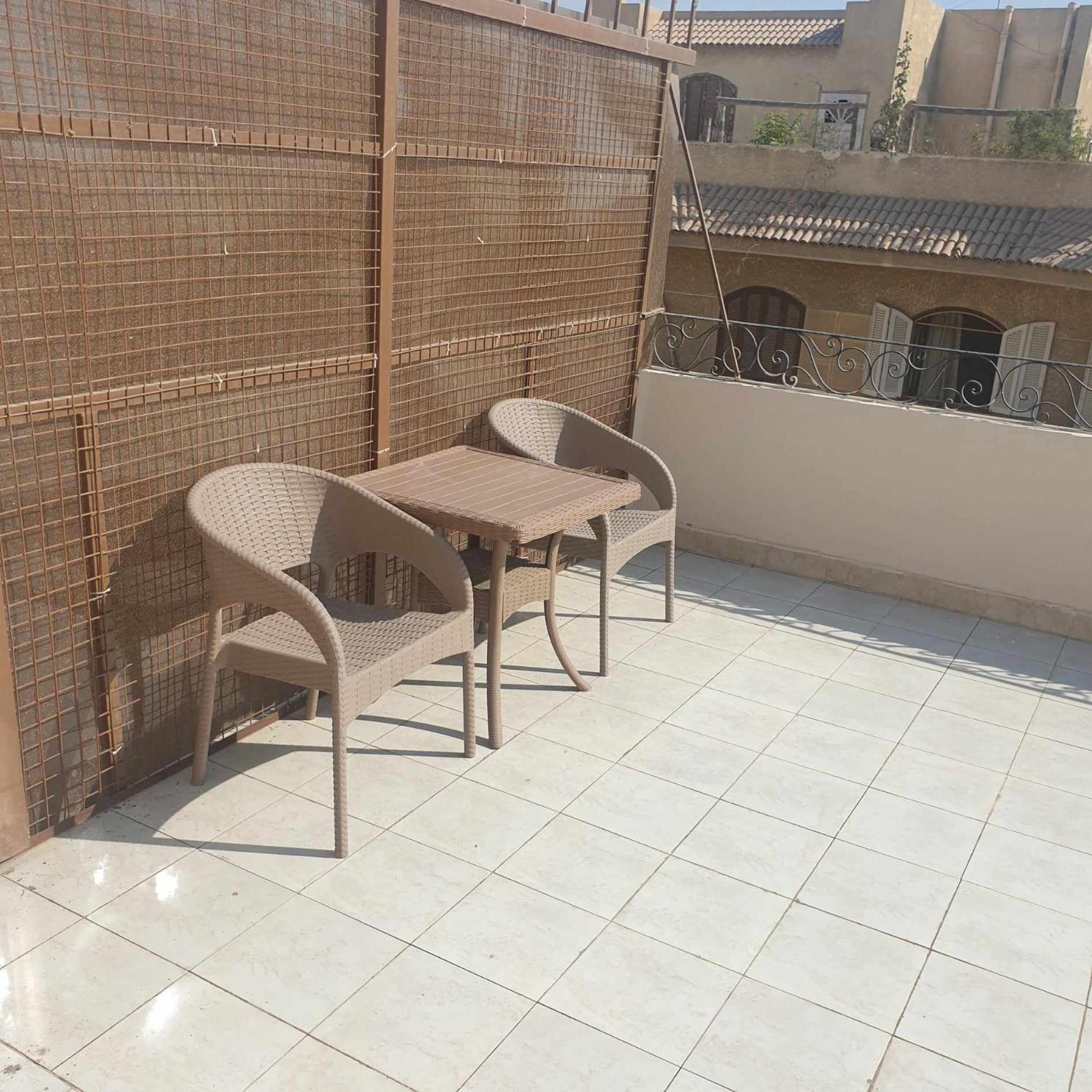 شقة Akhnaton St New